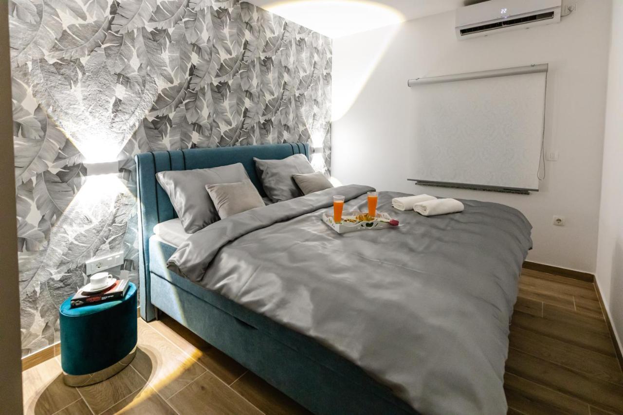 Apartman Laura Vir Exterior photo