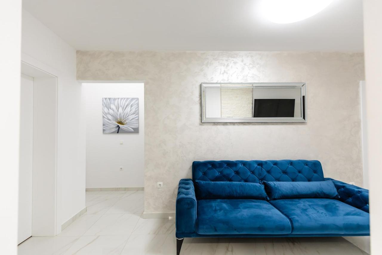 Apartman Laura Vir Exterior photo